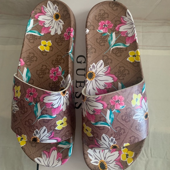 Guess Shoes - Woman’s Guess sandals